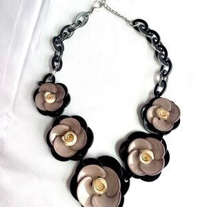 Lightweight Floral Statement Necklace